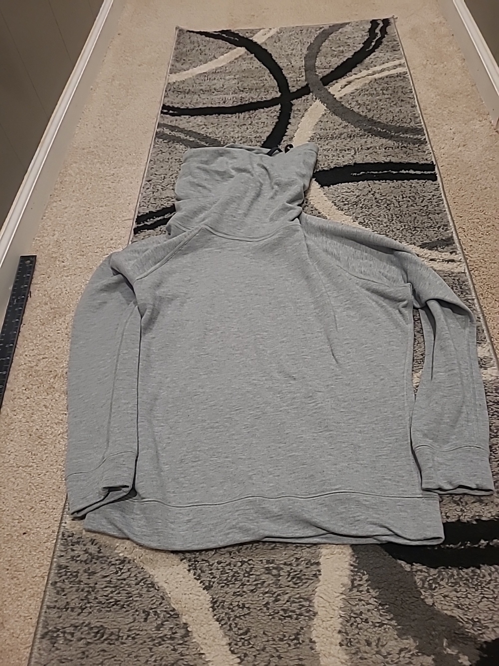 Nike DriFit Sweatshirt Gray Womens Medium  Obsessed Infinity Cowl Neck Pullover